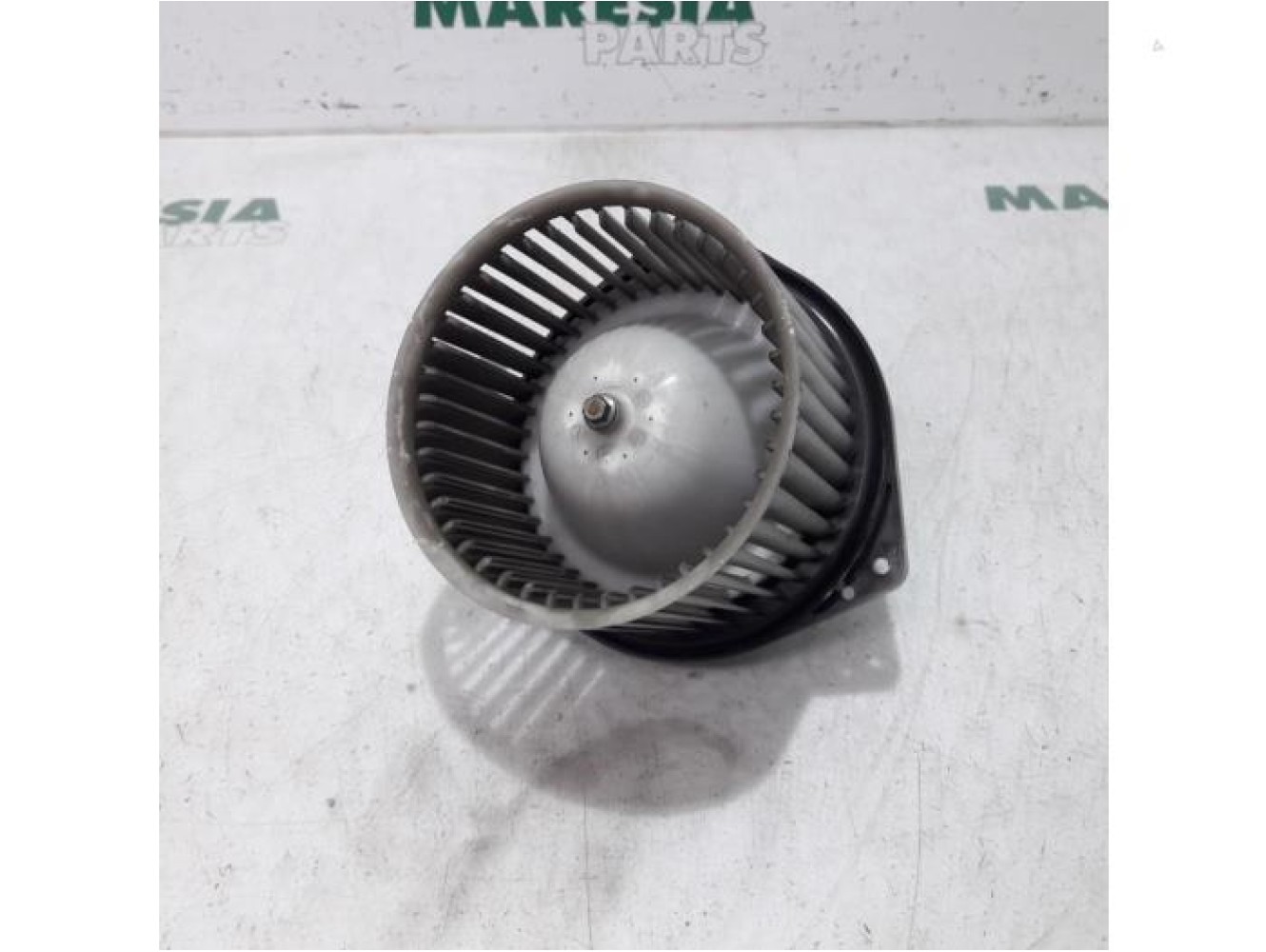 Citroen - C-Crosser - Heating and ventilation fan motor