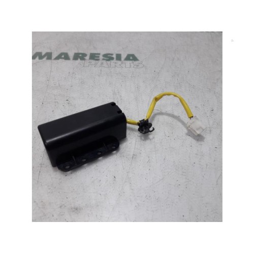 Citroen - C-Crosser - Switch