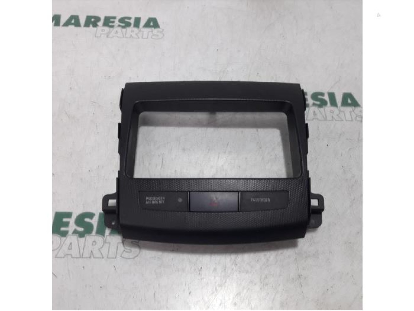 Citroen - C-Crosser - Dashboard