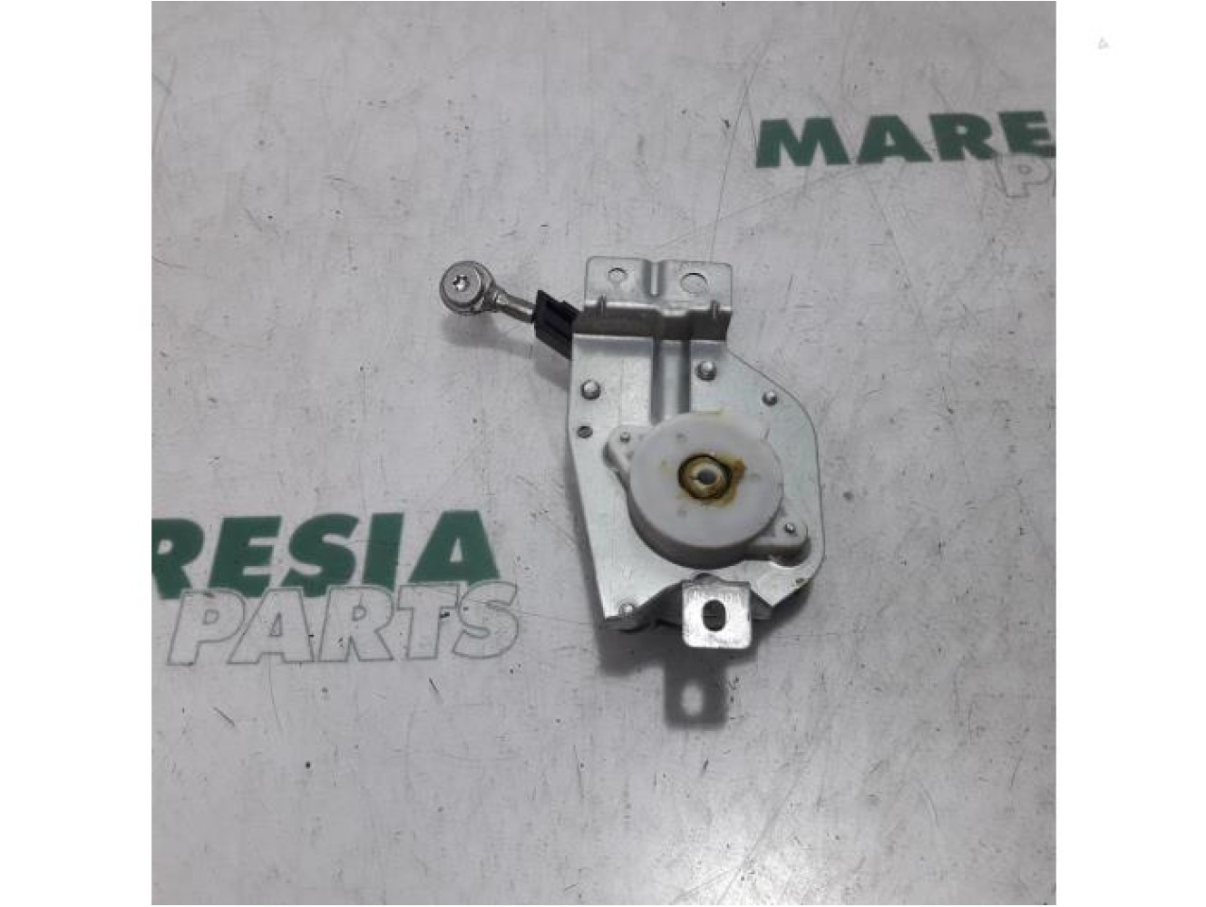Citroen - C-Crosser - Tailgate hinge