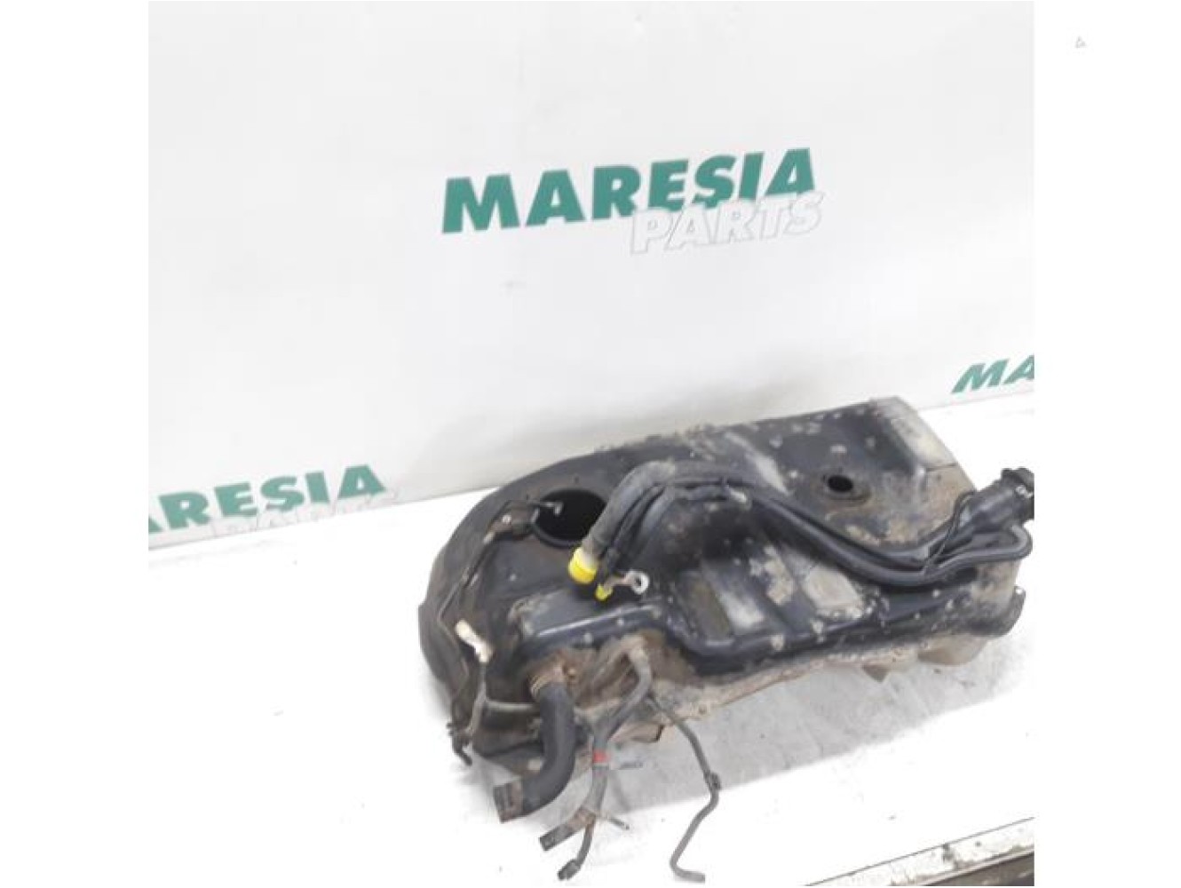 Citroen - C-Crosser - Tank