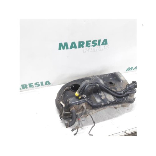 Citroen - C-Crosser - Tank