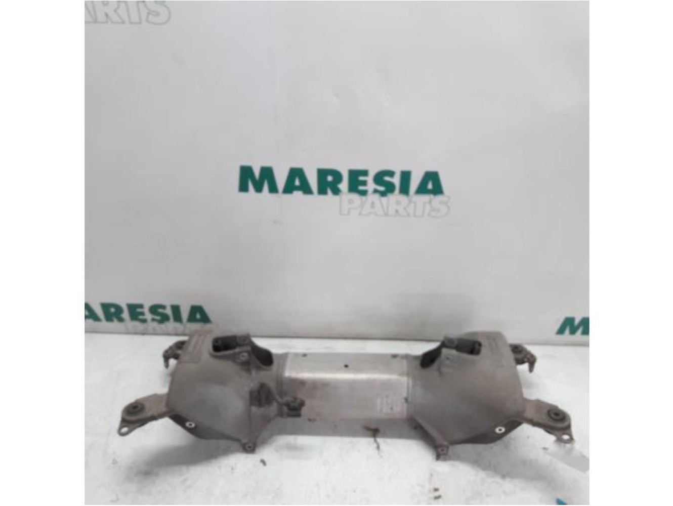 Citroen - C5 - Rear support beam