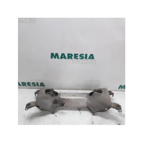 Citroen - C5 - Rear support beam