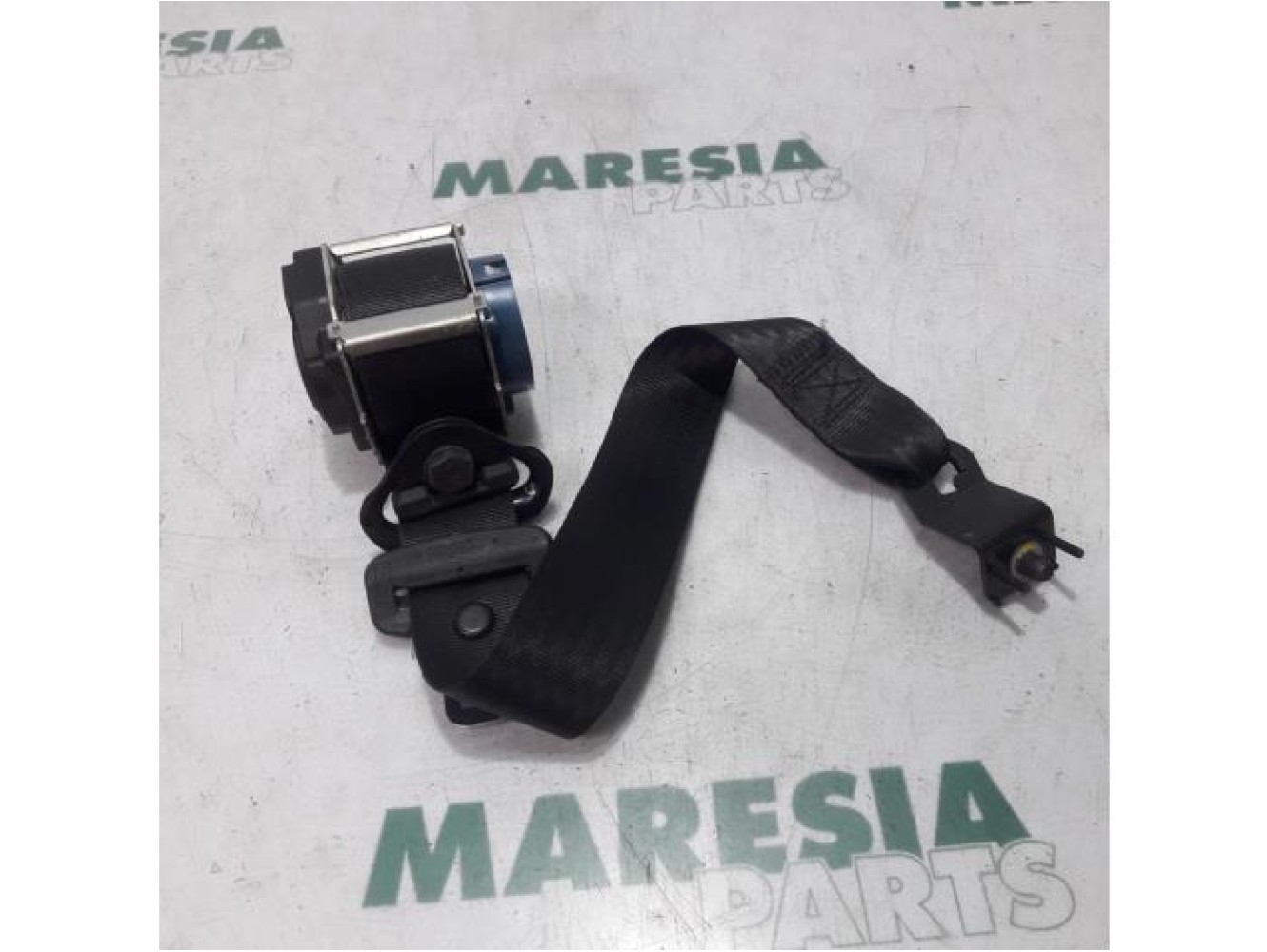 Alfa Romeo - 159 - Front seatbelt, left