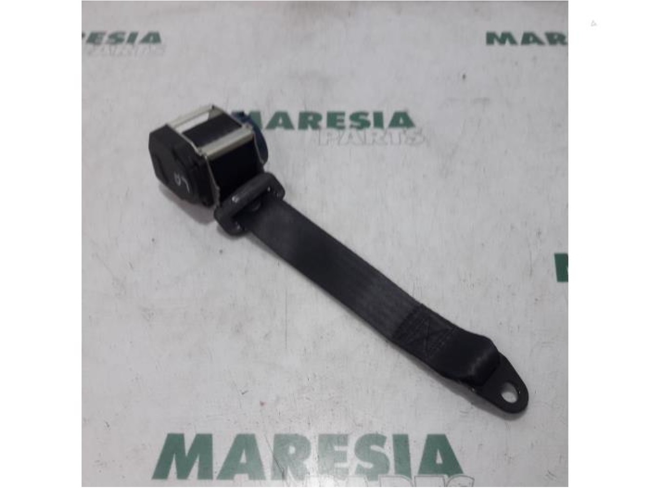 Alfa Romeo - 159 - Rear seatbelt, left
