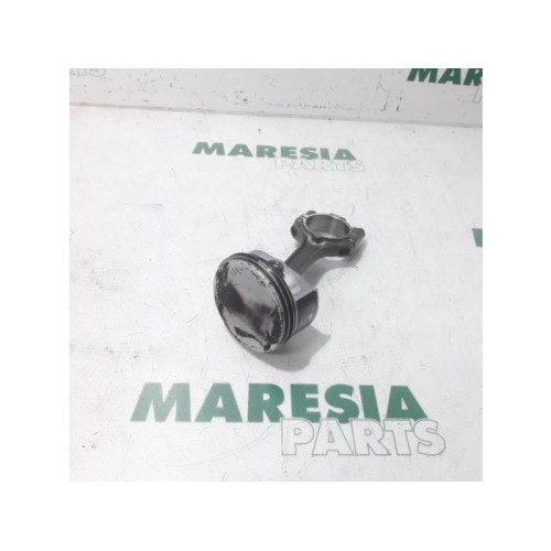 Alfa Romeo - 159 - Piston