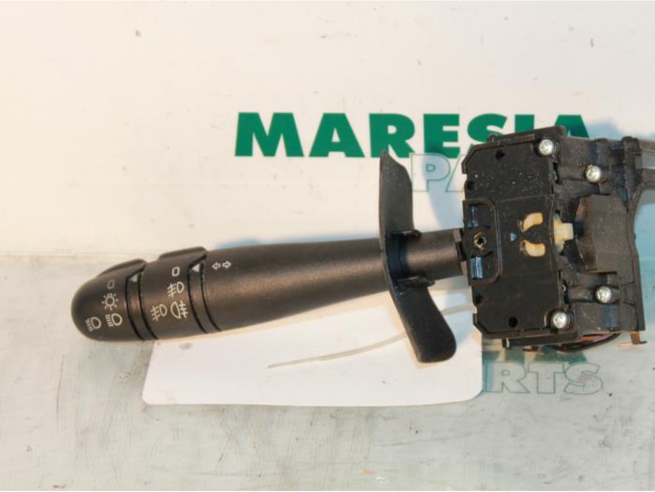 Renault - Megane Scenic - Indicator switch