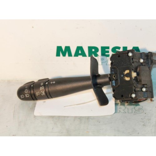 Renault - Megane Scenic - Indicator switch
