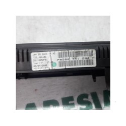 Renault - Megane Scenic - Instrument panel