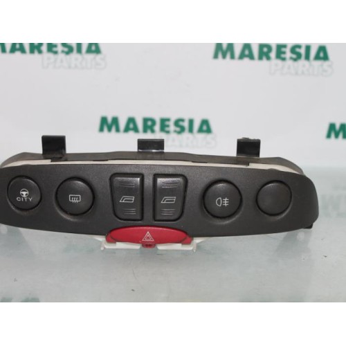 Miscellaneous - Miscellaneous - Switch (miscellaneous)