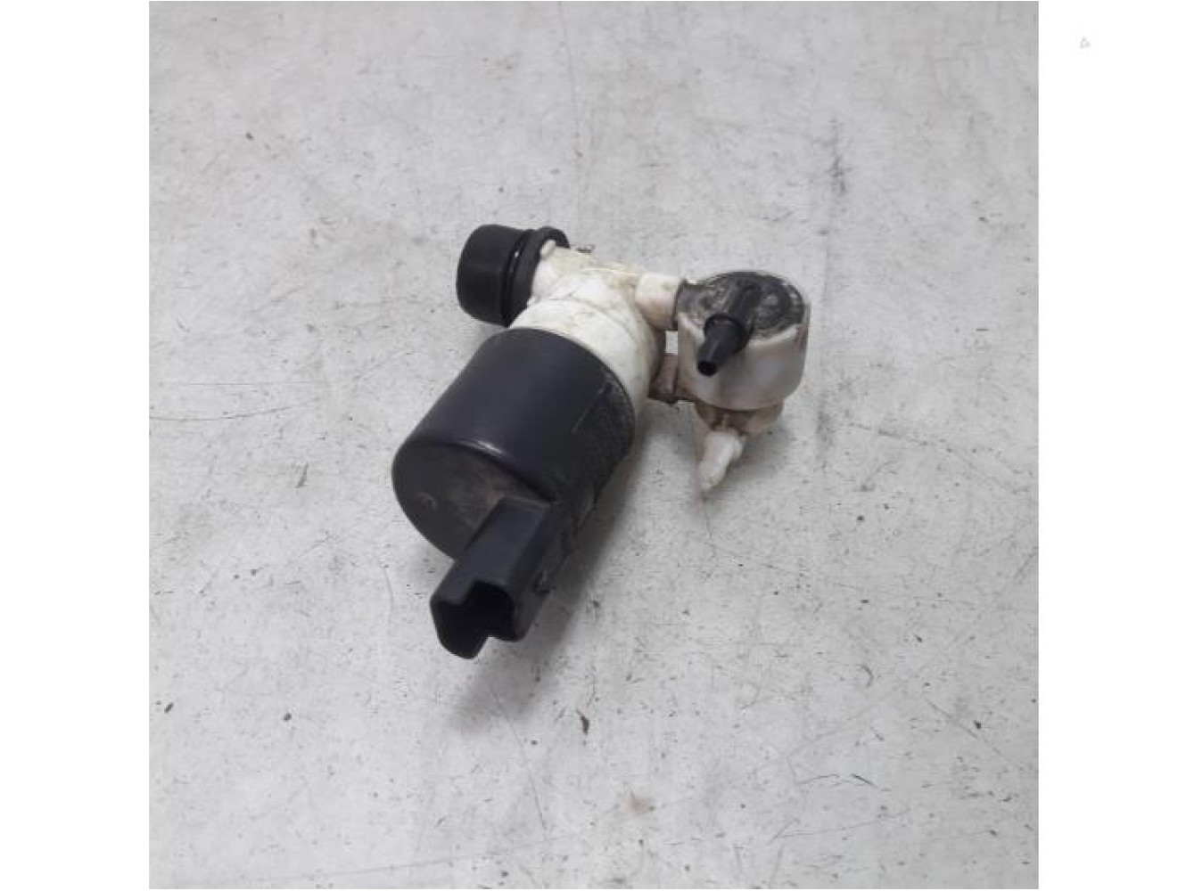 Citroen - Berlingo - Scheibensprüherpumpe vorne