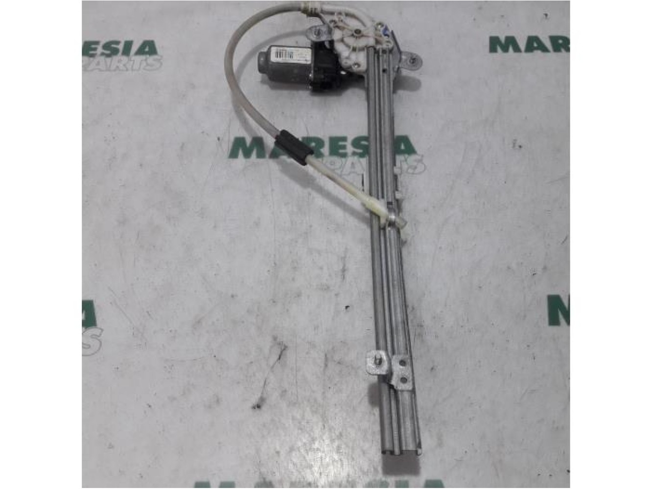 Renault - Laguna - Rear door window mechanism 4-door, left
