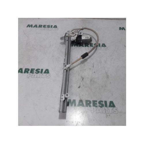 Renault - Laguna - Rear door window mechanism 4-door, right