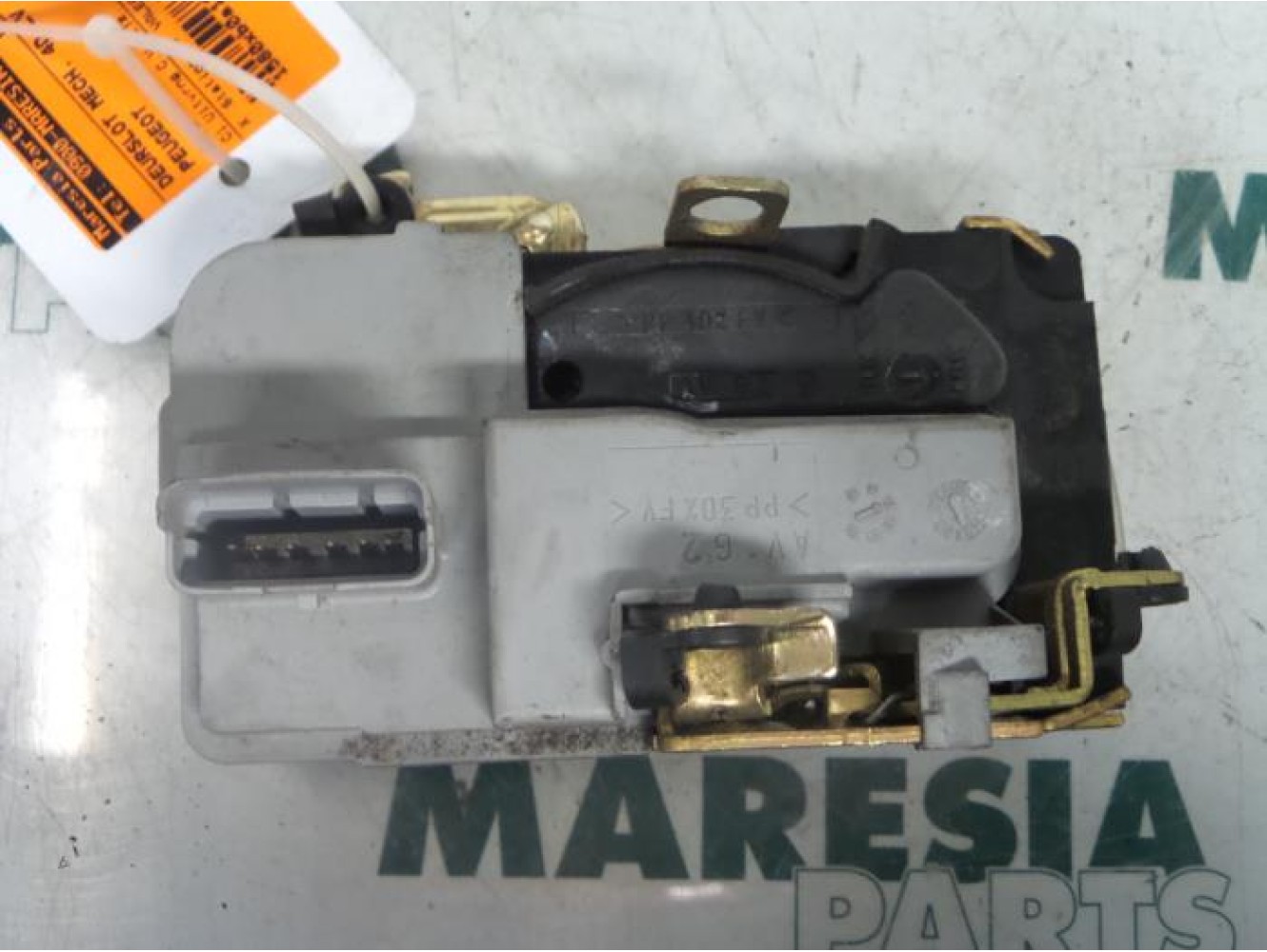 Peugeot - 206 - Door lock mechanism 4-door, front left