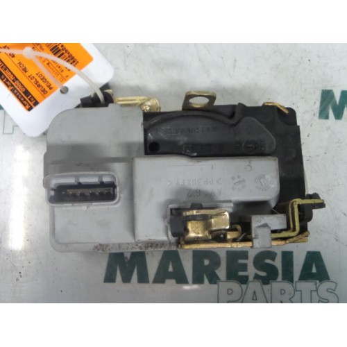Peugeot - 206 - Door lock mechanism 4-door, front left