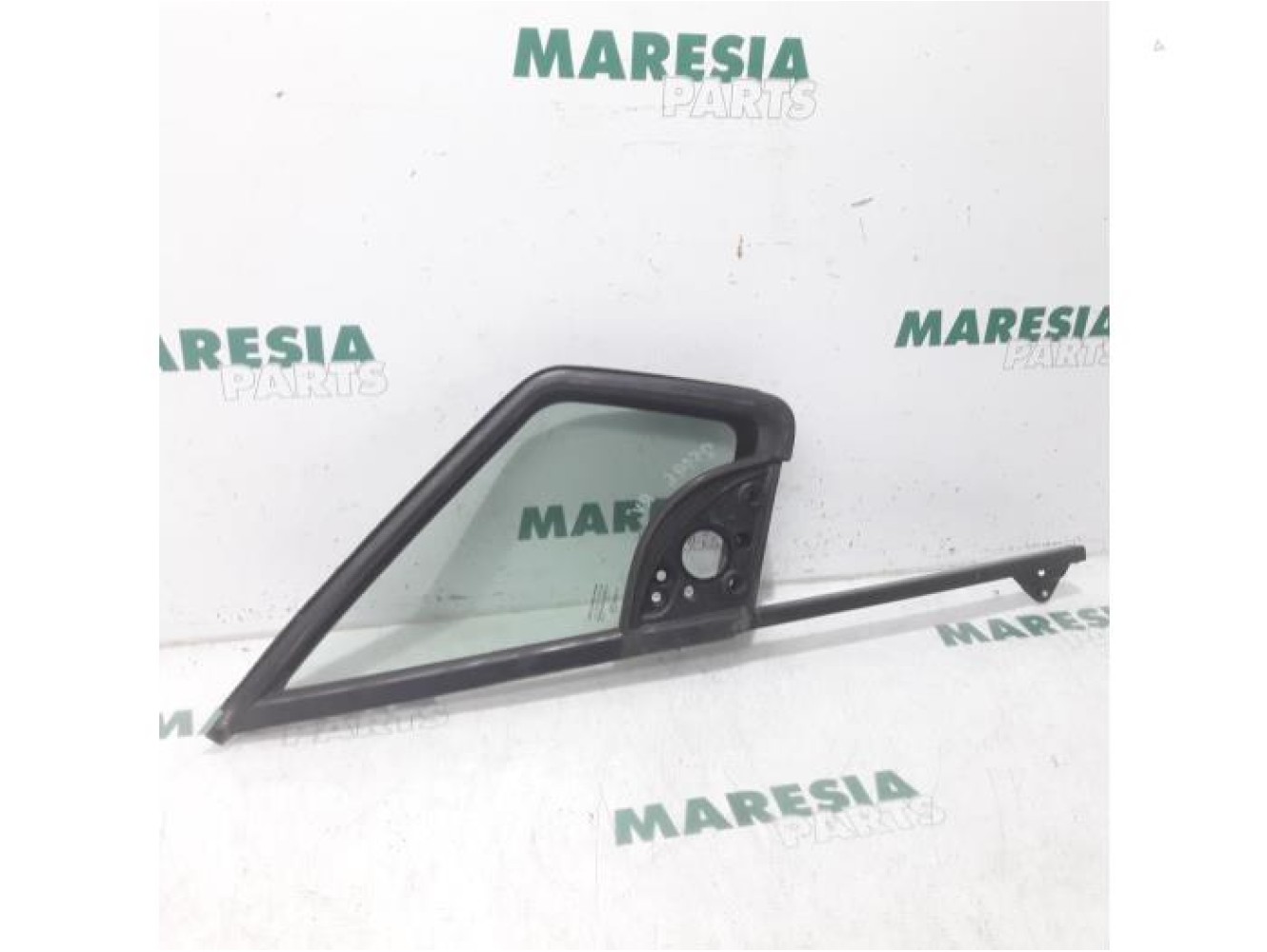 Peugeot - Partner - Quarter light, front right