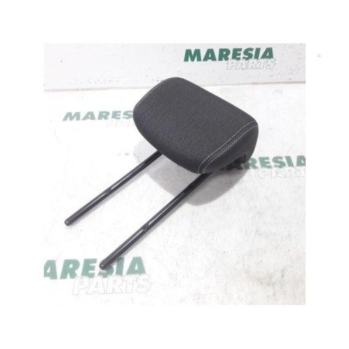 Renault - Laguna - Headrest