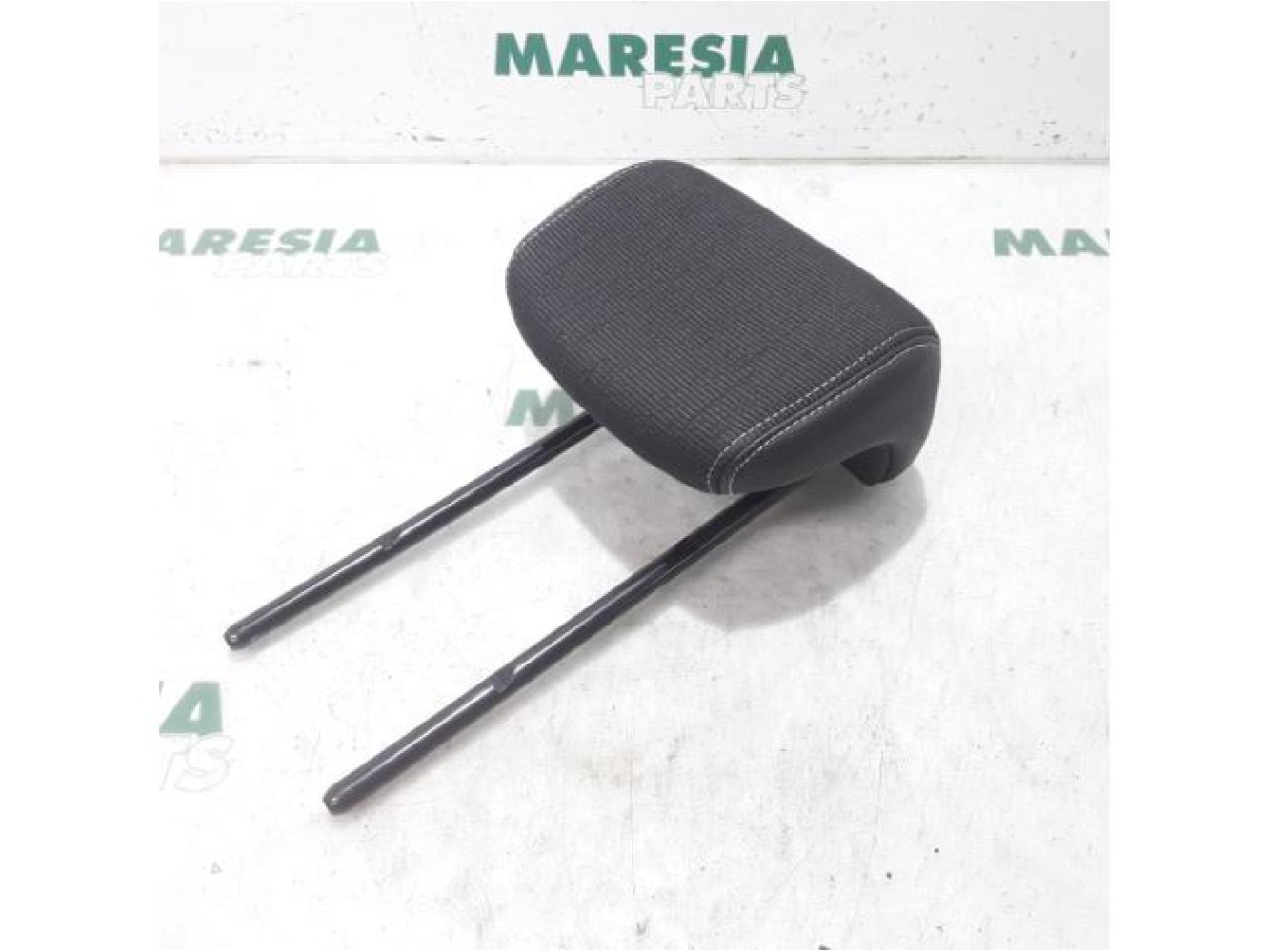 Renault - Laguna - Headrest