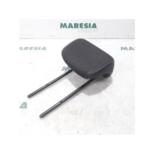 Renault - Laguna - Headrest