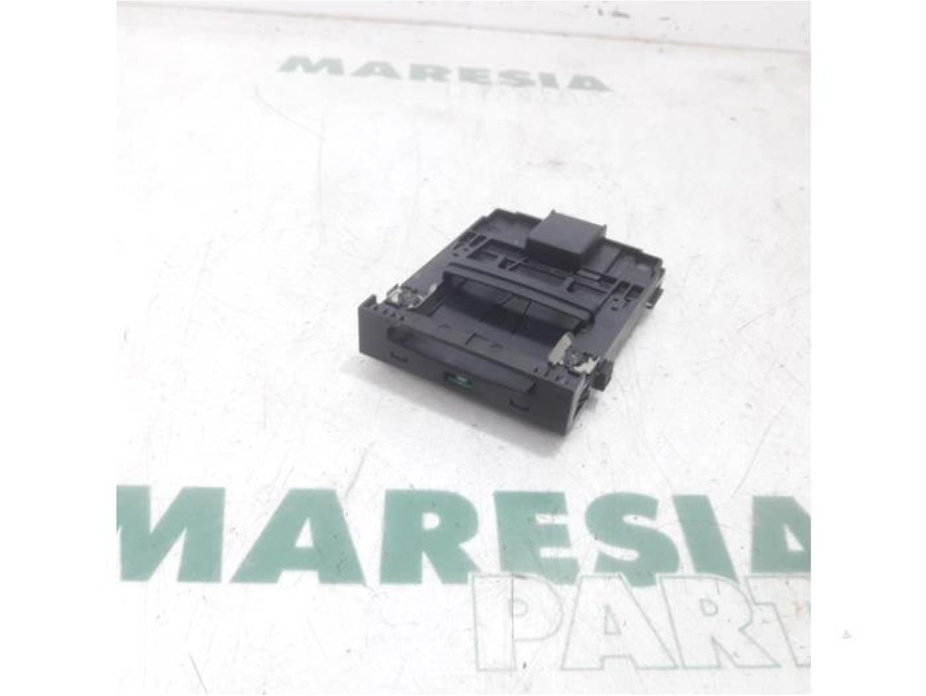 Renault - Megane - Card reader (lock)