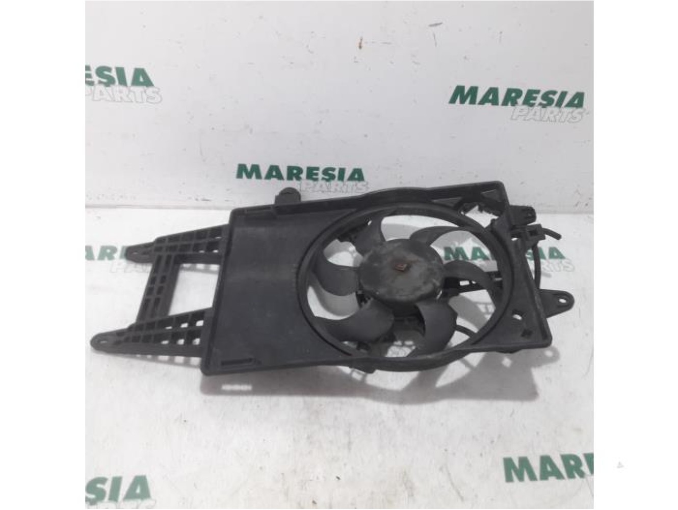 Fiat - Idea - Fan motor