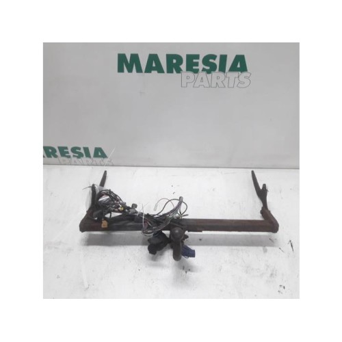 Renault - Laguna - Towbar