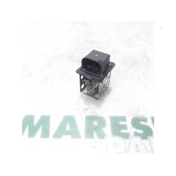 Renault - Megane - Cooling fan resistor
