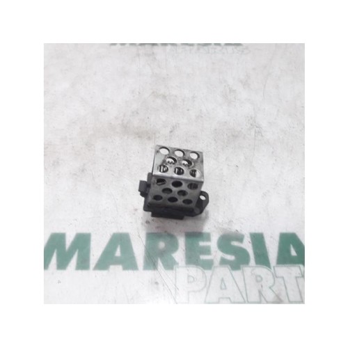 Renault - Megane - Cooling fan resistor