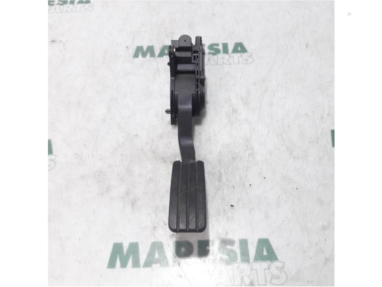 Renault - Laguna - Throttle pedal position sensor