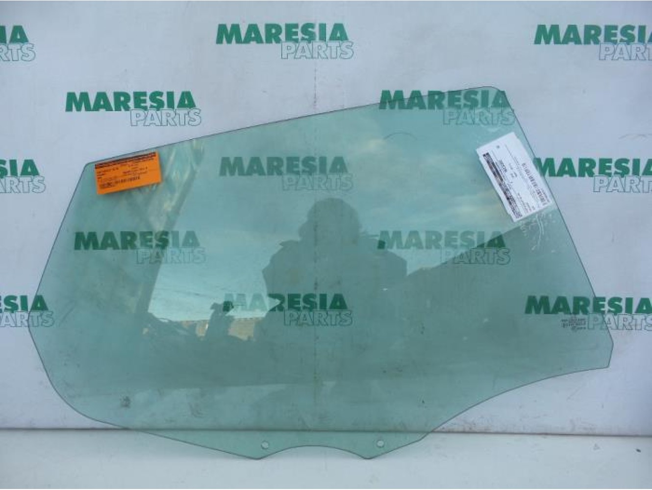 Peugeot - 508 - Rear door window 4-door door, rear right