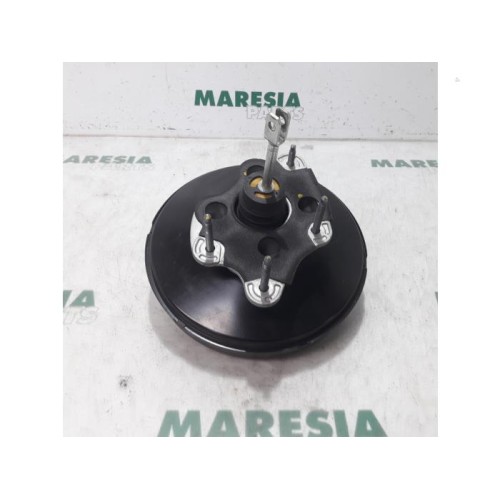 Renault - Clio - Brake servo