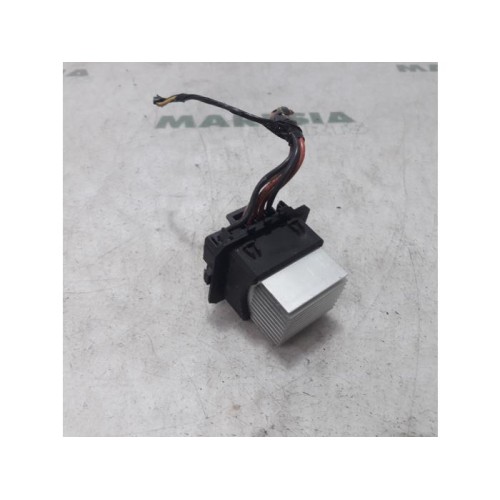 Renault - Clio - Heater resistor