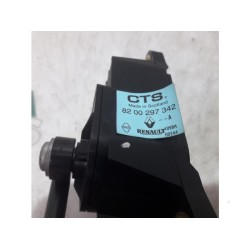 Renault - Clio - Throttle pedal position sensor