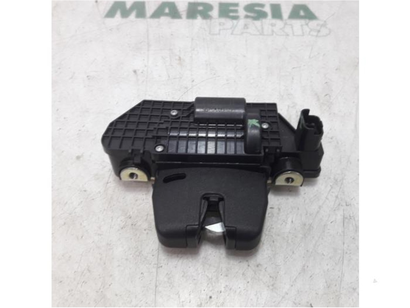Citroen - C3 - Tailgate lock mechanism