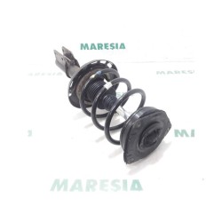 Renault - Megane - Front shock absorber rod, right