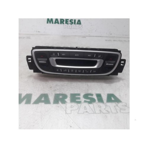 Renault - Megane - Heater control panel
