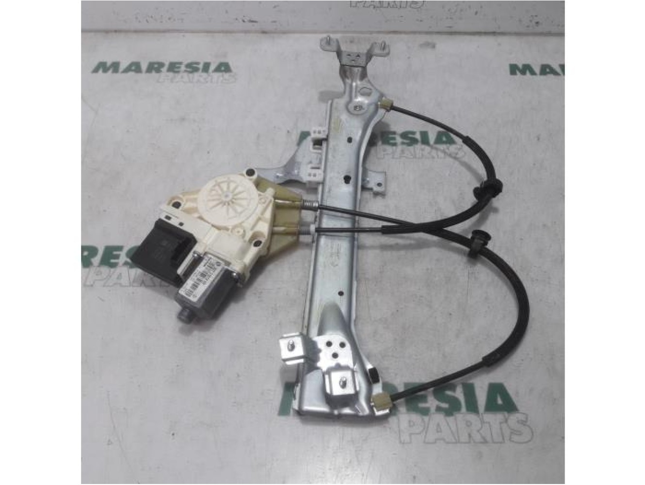 Renault - Megane - Rear door window mechanism 4-door, left