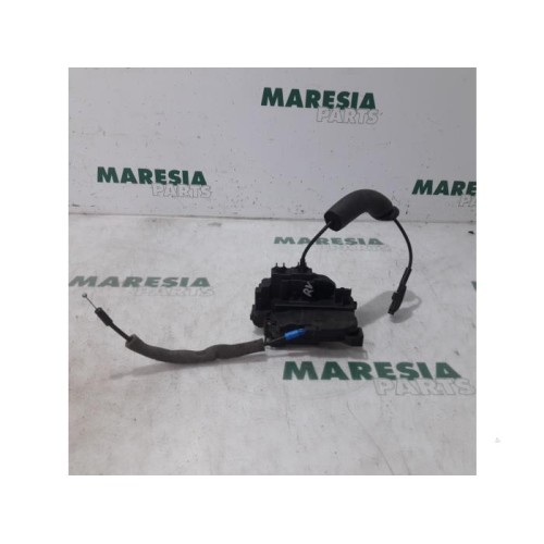 Renault - Megane - Front door lock mechanism 4-door, right