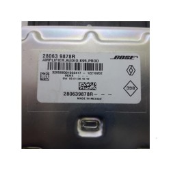 Renault - Megane - Radio versterker