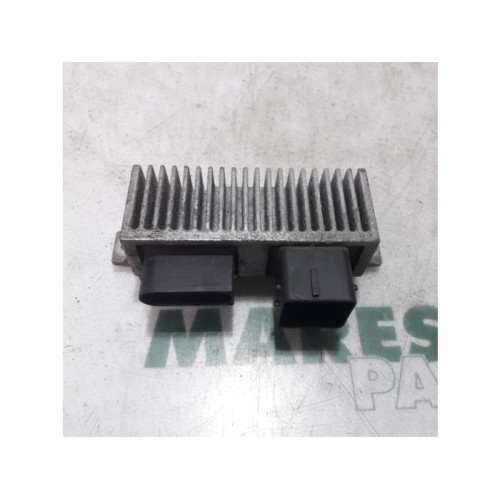Renault - Megane - Glow plug relay