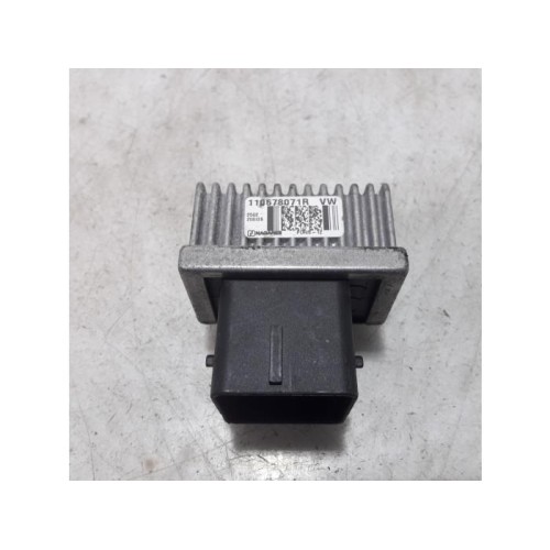 Renault - Megane - Glow plug relay