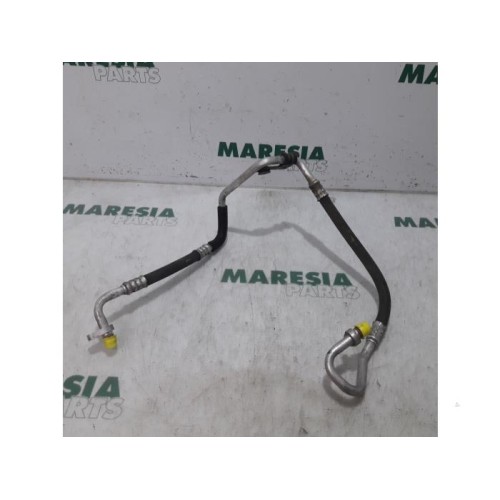 Renault - Megane - Air conditioning line