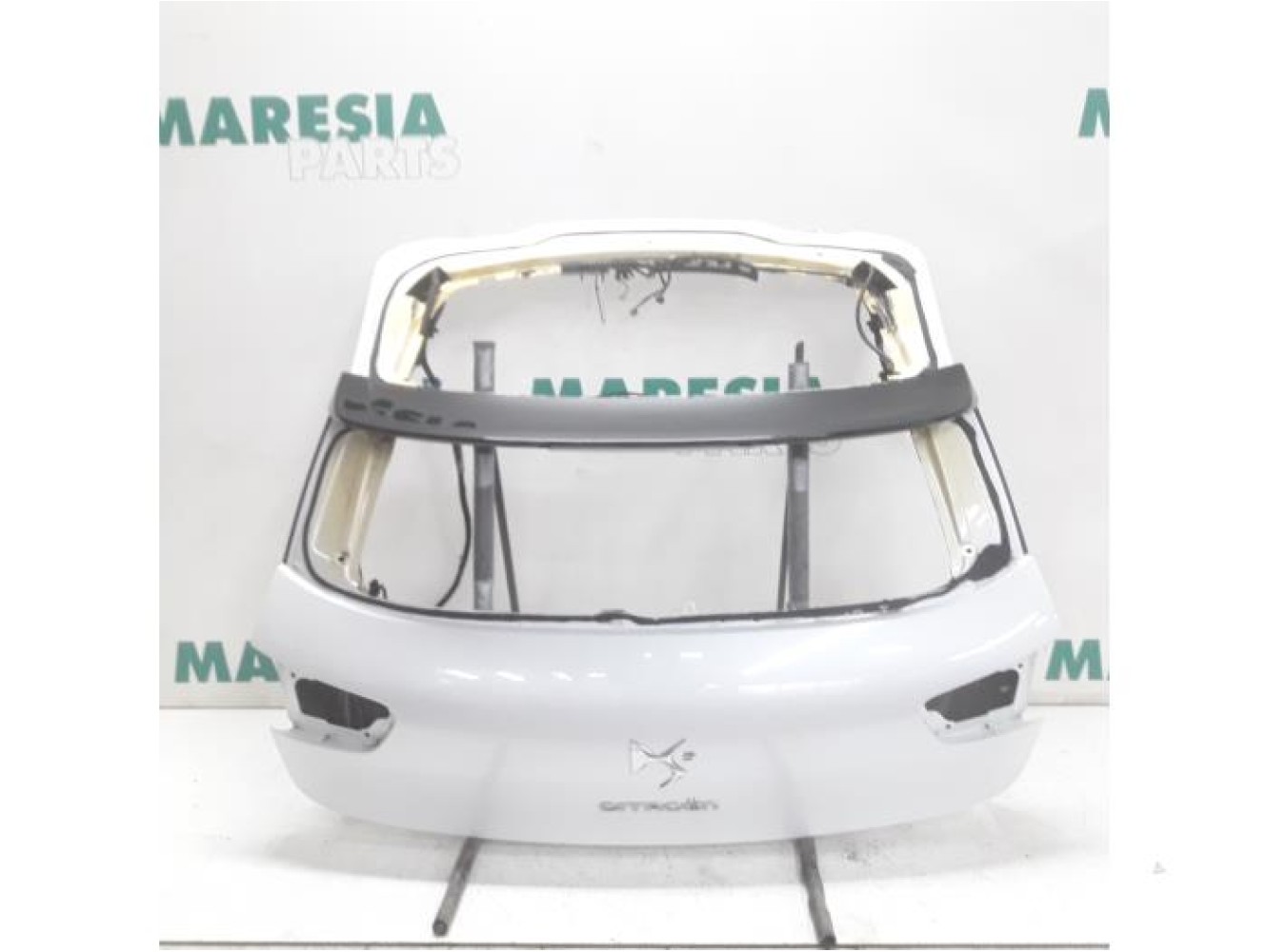 Citroen - DS5 - Tailgate