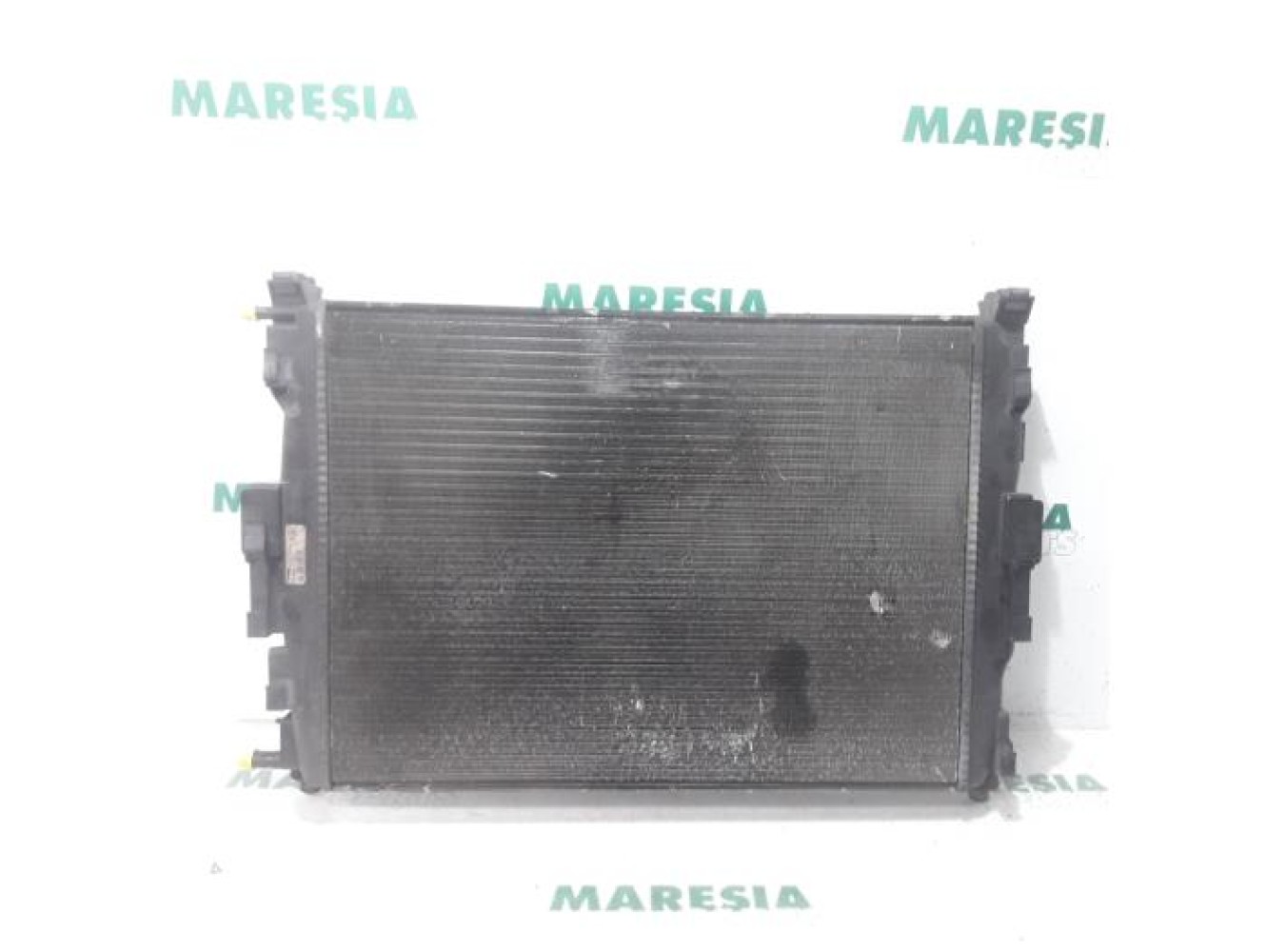 Renault - Megane - Radiator
