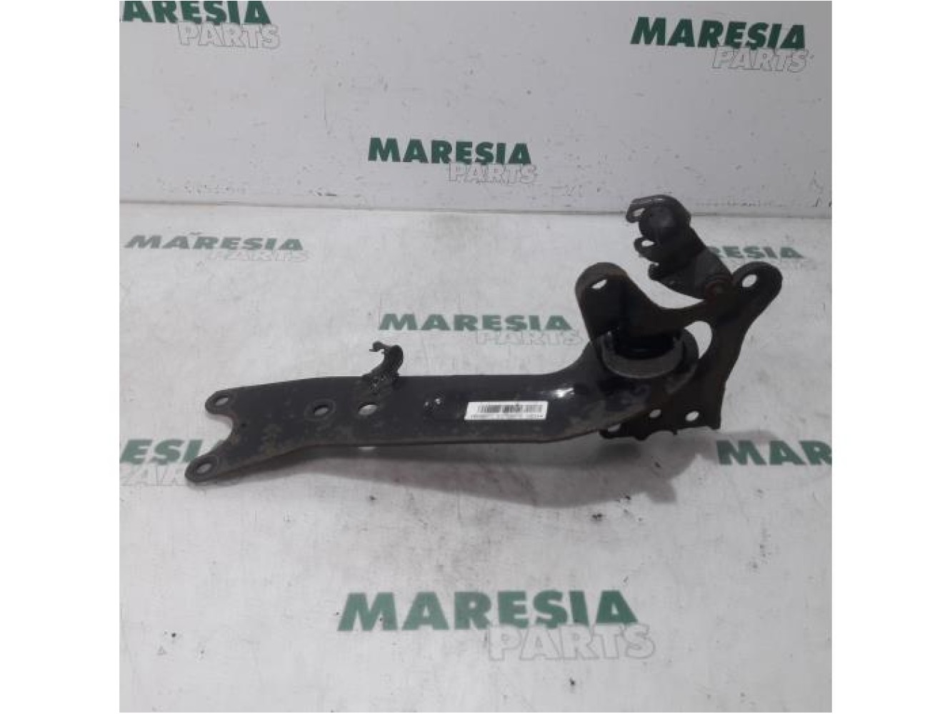 Fiat - Croma - Querlenker links hinten