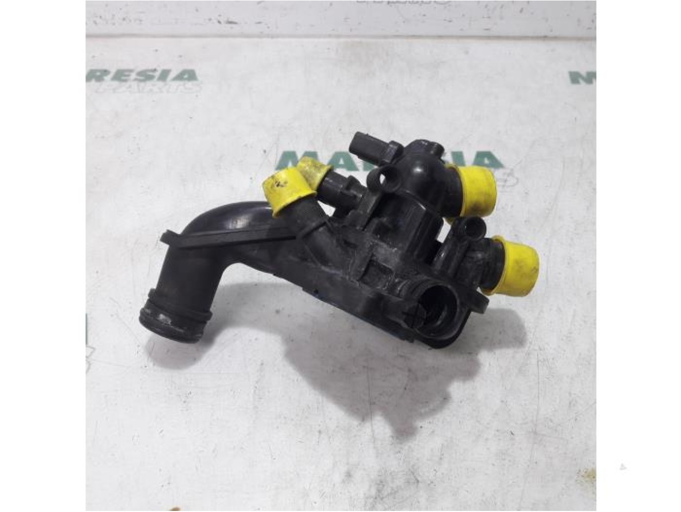Peugeot - 308 - Thermostat housing
