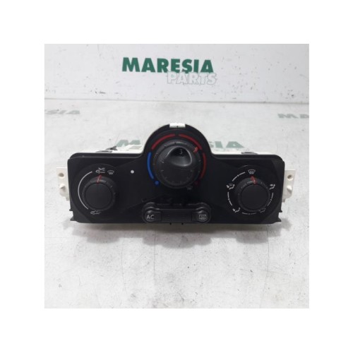 Renault - Megane - Panneau de commandes chauffage