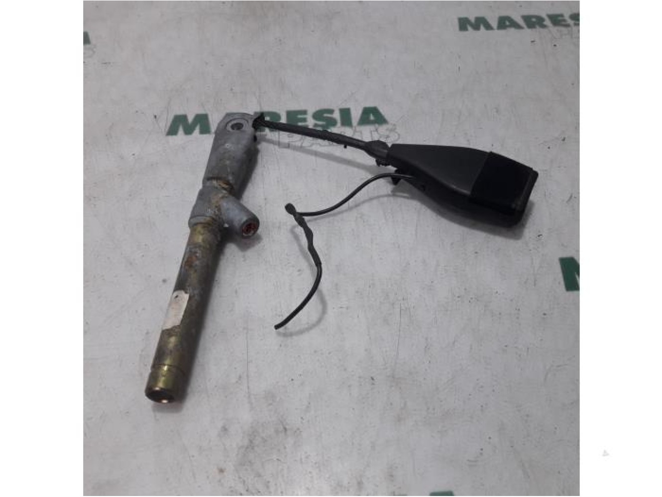 Renault - Megane - Gordelspanner links