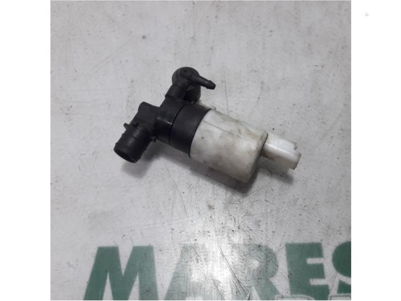 Renault - Megane - Scheibensprüherpumpe vorne